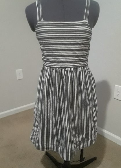 LOFT Dresses & Skirts - Loft Striped Dress